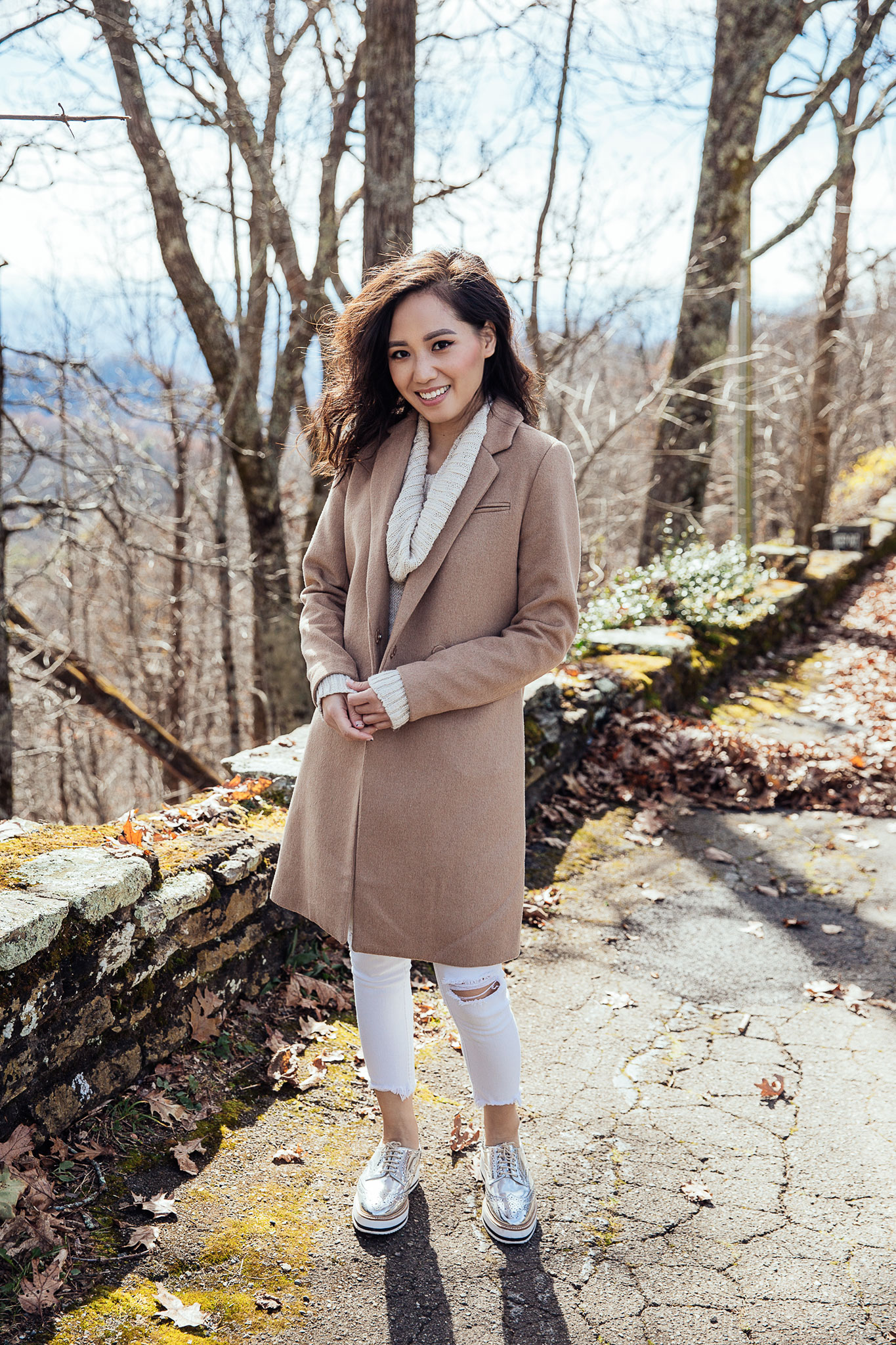 Fall Look - Camel Coat with Cowl Neck Sweater and White Jeans | le-jolie.com