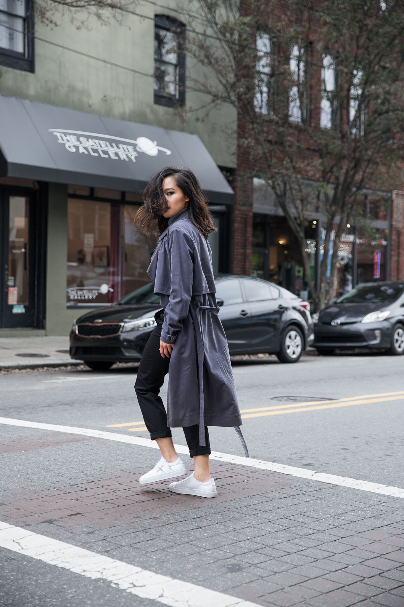 Simple Fall Outfit Gray Duster Coat with Black Trousers and Axel Arigato Sneakers | le-jolie.com